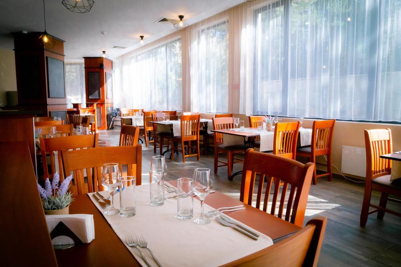Apart Hotel Sirona Банско Экстерьер фото