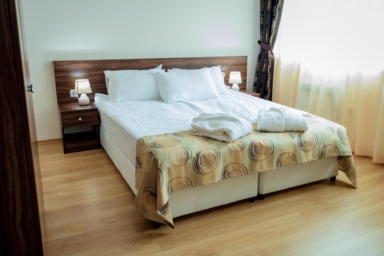 Apart Hotel Sirona Банско Экстерьер фото
