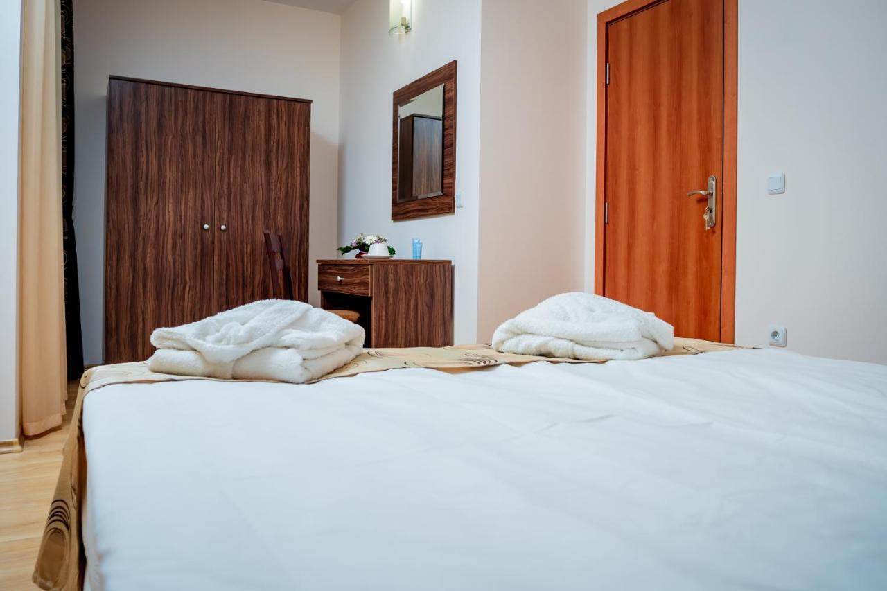 Apart Hotel Sirona Банско Экстерьер фото
